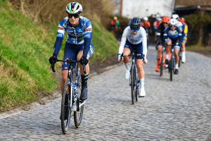 Omloop Het Nieuwsblad 2025 Ilse Pluimers